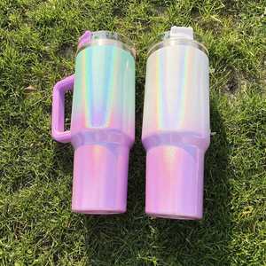 Gobelet de 40 oz personnalisé avec logo, effet scintillant, dégradé iridescent, paillettes holographiques, sublimation - Product Image 3