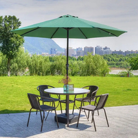 Meubles de jardin en rotin PE Chaise empilable d'extérieur Bistro Table pliante et ensemble de chaises