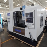 Centre d'usinage CNC vertical VMC855 3/4/5 axes BT40 avec système de commande GSK, broche simple, automatique, robuste, haute précision