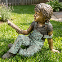 Statue de fille en bronze grandeur nature lisant un livre dans le jardin - Vente flash