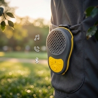 Mini haut-parleur sans fil portable Bluetooth V5.3 à clipser avec basses, microphone intégré, idéal pour le chantier et les activités extérieures