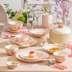 Juego de Vajilla de Cerámica 2025 a Precio de Fábrica, Juego de Platos y Tazones de Porcelana con Flores Rosas para Bodas - Product Image 4