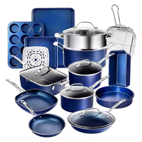 Batterie de cuisine antiadhésive professionnelle de 20 pièces avec poignées robustes en acier inoxydable et aluminium, couleurs personnalisées et vente en gros OEM