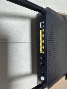 HG6145D2 4GE+1POTS+2USB GPON ONU avec WiFi 5 2.4G/5G et <span class=keywords><strong>antenne</strong></span> 5dBi pour réseau FTTH Triple Play XPON Vente en gros usine - Product Image 3