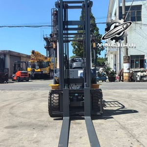 Montacargas TCM FD30T6 de 3 toneladas, montacargas usado de Japón, 3 toneladas, motor Isuzu C240, máquina usada, montacargas a gasolina, 4000MM 3000KG - Product Image 5