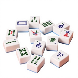 Tuiles de Mahjong Personnalisées en Résine Traditionnelle, Ensemble Artisanal Artistique de Collection, Pièces à Motifs Verts et Blancs NOUSHAD - Product Image 1