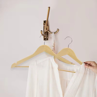 Perchero de madera maciza antideslizante para ropa, soporte de madera para ropa infantil, perchero de madera al por mayor