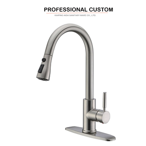 Grifo de cocina estilo rústico en oferta con rociador extraíble y cartucho cerámico, de un solo orificio y un solo manillar - Product Image 2