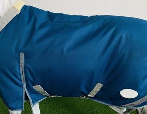 Pesado 400g 1200D Inverno Impermeável Cavalo Turnout Tapete com Velo Wither Pad Ripstop Respirável para Congelamento Tempo Molhado - Product Image 2