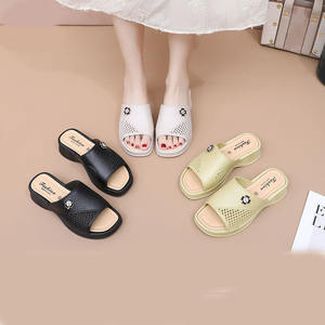 Pantofole da donna in PVC moda moda scarpe da spiaggia estive Indoor/Outdoor comode ad alto rapporto costo-efficacia antiscivolo per la <span class=keywords><strong>casa</strong></span> della ragazza - Product Image 1