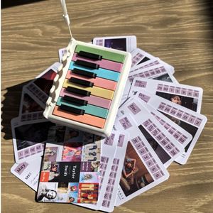 Calendario Mini Piano 2025 con Letras de Música, Excelente Regalo de Año Nuevo y Cumpleaños para Familiares, Amigos y Seres Queridos - Product Image 6
