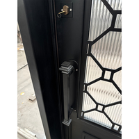 Puerta Pivotante de Acero Arqueada Extra Grande Antirrobo con Herrajes Lockwood, Diseño Moderno para Entrada Principal de Villa, Puerta de Vidrio Acanalado