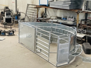 Panneaux <span class=keywords><strong>de</strong></span> course incurvés Panneaux <span class=keywords><strong>de</strong></span> course incurvés pour bovins Équipement <span class=keywords><strong>de</strong></span> manutention <span class=keywords><strong>de</strong></span> bétail Panneau d'élevage - Product Image 3