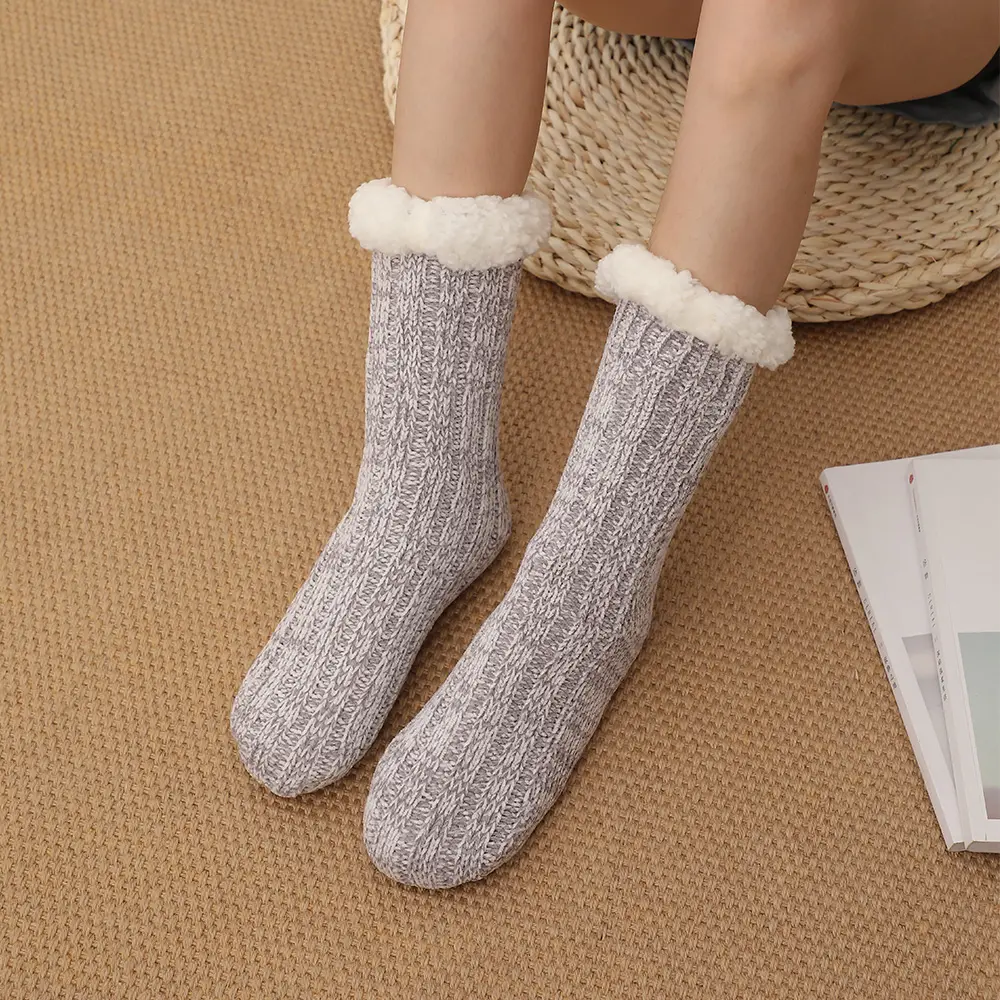 Hochwertige solide gestrickte Indoor Thermal Winter warme Fuzzy Slipper Boden Anti Slip Fleece gefütterte Sherpa Socken