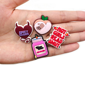 10 Pezzi Charm per Scarpe a Tema Letterario, Decorazioni per Sandali, Ciondoli Originali per Zoccoli, Regali per <span class=keywords><strong>Amici</strong></span> - Product Image 5
