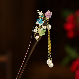 عصا شعر صينية عتيقة من الخشب العصا للنساء مع سلسلة شرابات زهور ماغنوليا مصنوعة يدويًا عصا شعر من الخشب - Product Image 6