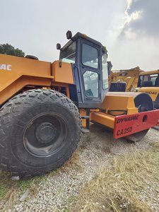 Gran Descuento en Máquina Usada, Aplanadora de Carreteras Dynapac CA25D/CA301D/CA251D de un Solo Tambor, 110kw de Potencia con Bomba de Motor, Excelente Rendimiento - Product Image 2