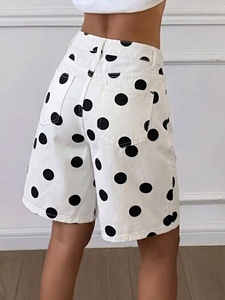 Shorts <span class=keywords><strong>Bermuda</strong></span> en <span class=keywords><strong>jean</strong></span> blanc décontracté Y2K vintage pour <span class=keywords><strong>femme</strong></span>, imprimé pois, coupe droite, longueur genou - Product Image 4