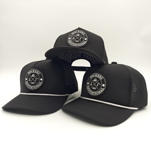 Casquette de golf Elite Oxford Sporty 5 panneaux unie imperméable avec logo en silicone personnalisé, faible MOQ, OEM, patch en caoutchouc 3D perforé au laser - Product Image 4