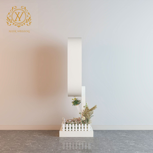 Cabine téléphonique vintage blanche moderne avec livre d'or audio et éclairage LED pour décoration extérieure et intérieure de mariage et de fête - Product Image 5