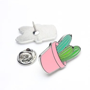 Al por mayor Pin de solapa de metal esmaltado con diseño de cactus, promocional, con forma de planta en maceta, para mamá, <span class=keywords><strong>papá</strong></span>, señora, regalos de recuerdo - Product Image 5
