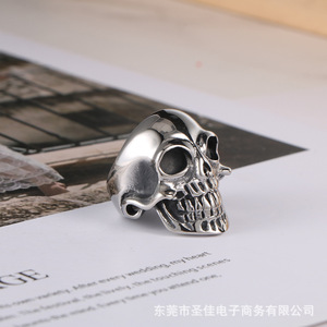 แหวนหัวกะโหลกพังก์สำหรับผู้ชาย ไทเทเนียมสตีล ดีไซน์โครงกระดูกแบบโอเวอร์ไซส์ สไตล์ร็อค ของขวัญเครื่องประดับ SA88 D - Product Image 5