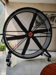 Ventilador Industrial HVLS Grande y Móvil para Gimnasio, Ahorro de Energía, Gran Volumen de Aire, 1.5m 2m, con Ruedas Móviles - Product Image 2