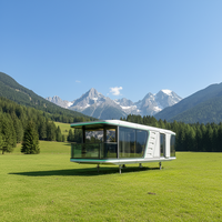 Cabine de luxe haut de gamme en forme de capsule spatiale, une petite chambre mobile moderne pour hôtel
