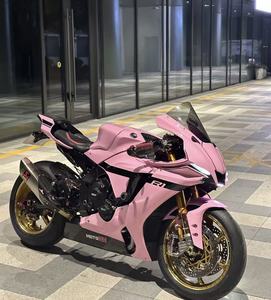 <span class=keywords><strong>Yamaha</strong></span> <span class=keywords><strong>R1</strong></span>: 998cc Motor de Cuatro Cilindros <span class=keywords><strong>en</strong></span> Línea + Control de Tracción, Superbike Icónica para Entusiastas del Rendimiento - Product Image 5