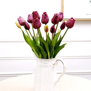 Bouquet di Tulipani Artificiali in Lattice QiHao, Mazzo Decorativo di Tulipani - Product Image 4