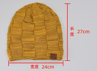 Venta al por mayor de hilo a cuadros de Jacquard gorro de punto de invierno aislado Slouchy versátil gorro cálido para las mujeres