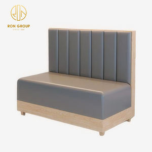 Ensemble de bancs de style moderne en bois gris et cuir pour pizzeria, fast-food, café et restaurant, avec table et mobilier de stand - Product Image 6