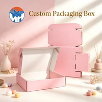 Boîtes rigides en carton ondulé rose personnalisées, recyclables, pour abonnement, emballage cadeau en papier avec gaufrage à chaud doré