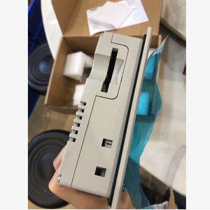 6AV6545 0BB15 2AX0 SIMATIC TP170B จอสัมผัสสีน้ำเงินพร้อมช่องใส่การ์ด MPI PROFIBUS DP - Product Image 1