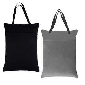 Bolsa Impermeable para Pañales de Tela Negra y Gris, Paquete de 2 Bolsas Reutilizables para Trajes de Baño, Bolsa Impermeable para Viajes - Product Image 1
