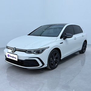 Auto Usado <span class=keywords><strong>Volkswagen</strong></span> <span class=keywords><strong>Golf</strong></span> 280TSI 150PS R-Line Lite 2023, Gasolina, Hatchback, Pintura Original, Volante a la Izquierda, Cámara de Reversa, Asientos con Calefacción - Product Image 1