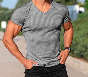 Camiseta Deportiva de Verano al por Mayor, Ajustada, con Rayas, Cuello en <span class=keywords><strong>V</strong></span>, Manga Corta, Logotipo Personalizado, Impresión Serigráfica, Anti-UV, Transpirable - Product Image 2