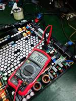 Amplificateur de puissance numérique de classe D à deux canaux système de son professionnel Audio professionnel 2*4500W 8OHM