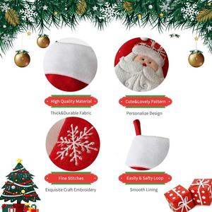 Chaussettes de Noël personnalisées <span class=keywords><strong>en</strong></span> point de croix, broderie rouge <span class=keywords><strong>Père</strong></span> Noël et bonbons, décoration de cheminée pour la maison avec motif de dessin animé - Product Image 5