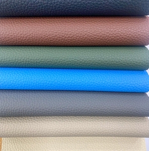Cuir synthétique PVC personnalisé, tissu imperméable résistant à l'abrasion pour sièges de voiture, canapés, chaises, meubles et rembourrage - Product Image 1