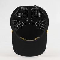Casquette de baseball et de golf en polyester noir à 5 panneaux avec logo brodé personnalisé OEM BSCI de haute qualité, perforations découpées au laser, vente en gros