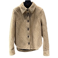 Veste chemise élégante pour femme en peau de mouton tissée à la main, à simple boutonnage, avec ourlet incurvé, veste courte en cuir véritable et daim, style décontracté