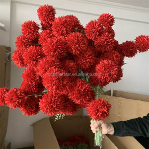E-938 Décoration de mariage en gros, <span class=keywords><strong>fleur</strong></span> artificielle pissenlit à 4 têtes, <span class=keywords><strong>boule</strong></span> de chrysanthème en soie rouge - Product Image 1
