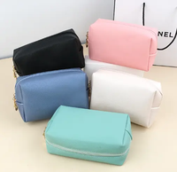 Trousse de maquillage en cuir à logo personnalisé sac de voyage à roulettes pochette de maquillage à fermeture éclair mini pochette cosmétique échantillon gratuit