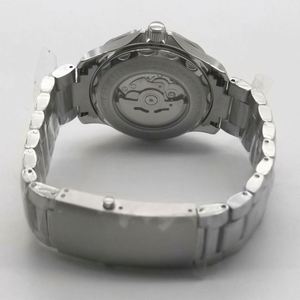 นาฬิกาข้อมือดำน้ำหรูหรา VS Factory สำหรับผู้ชาย ระบบจักรกล กันน้ำ กระจกแซฟไฟร์ สายสแตนเลสสตีล NH35/2824/8500 เม็ดมะยมขนาด 20 มม. - Product Image 3