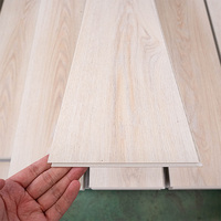 Planchers SPC Standard pour l'Exportation, Chargement Conteneurs 20ft 40ft, Lames Effet Bois 6mm pour Distribution Entrepôt Outre-mer