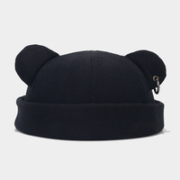 Nouveau Chapeau Homme Tendance Urbaine avec Logo OEM, Style Yuppie à Oreilles d'Ours, Version Coréenne, Anneau Métallique, Hip-hop, Sans Bord, Forme Melon
