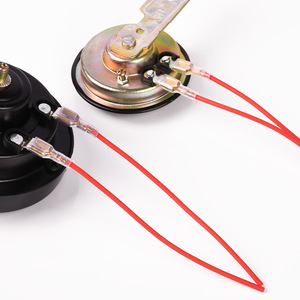 สายไฟแตรรถจักรยานยนต์ไฟฟ้า 12V ฉนวนพีวีซี แกนทองแดง 1x1.5 มม. สายเชื่อมต่อแบบเสียบปลั๊ก - Product Image 1