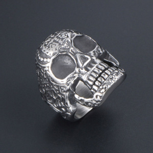 Skull <b>Ring</b> Men's Retro Skeleton Design Flower Pattern SA494 Jewelry Gift - Product Image 2