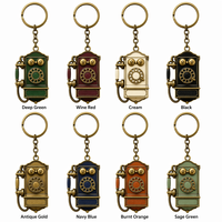 Portachiavi Personalizzato 3D in Rilievo Smaltato Vintage, Premium in Lega di Zinco Oro Anticato, Souvenir Retrò a Forma di Telefono/Fotocamera per Regalo e Collezione